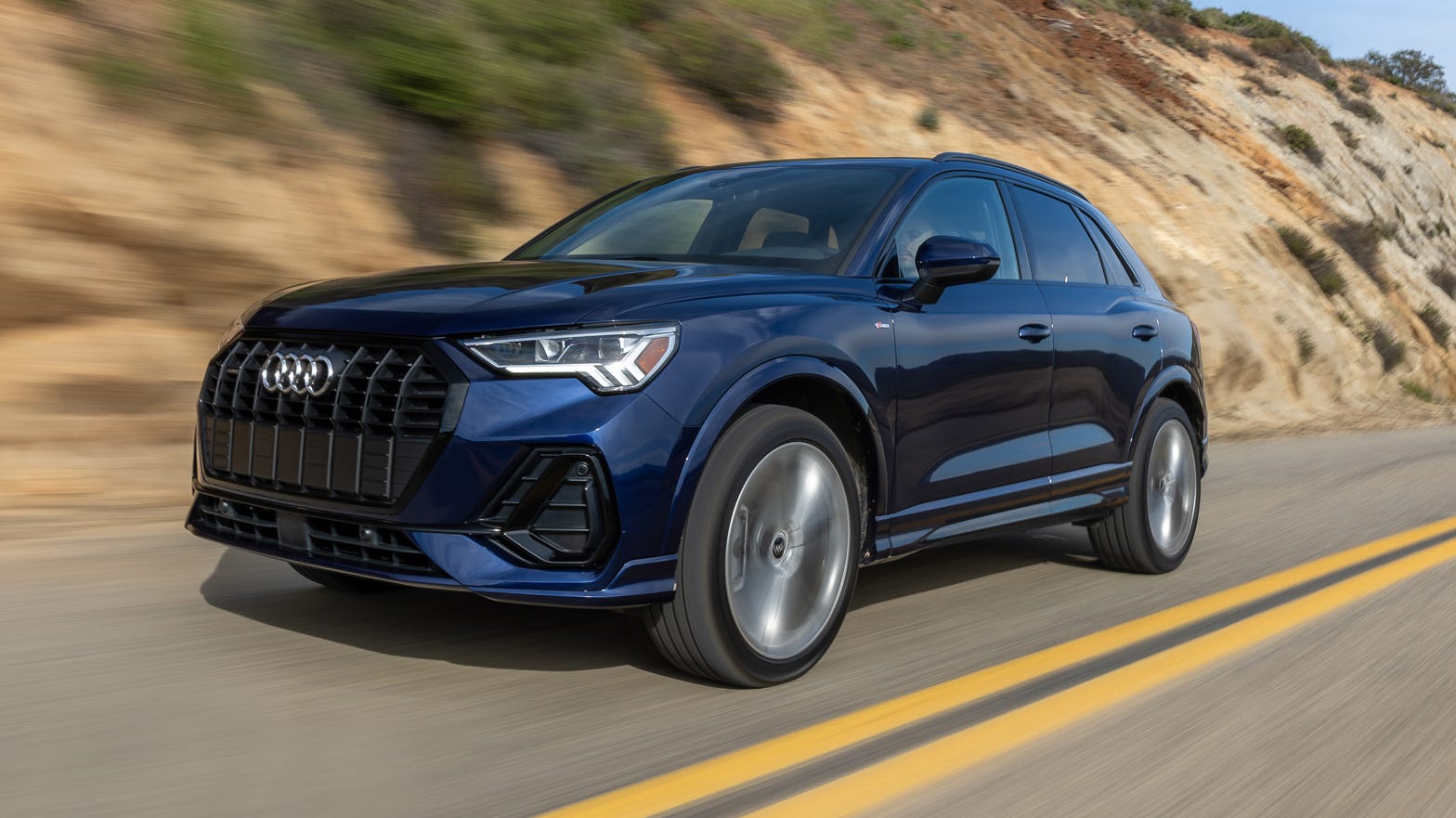 Audi Q3 1.5 TFSI 150 CV mild-hybrid